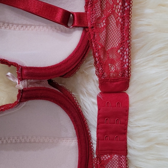 WACOAL | B.tempt'd Lacy Underwire Bra Bundle - 32C - Picture 14 of 14